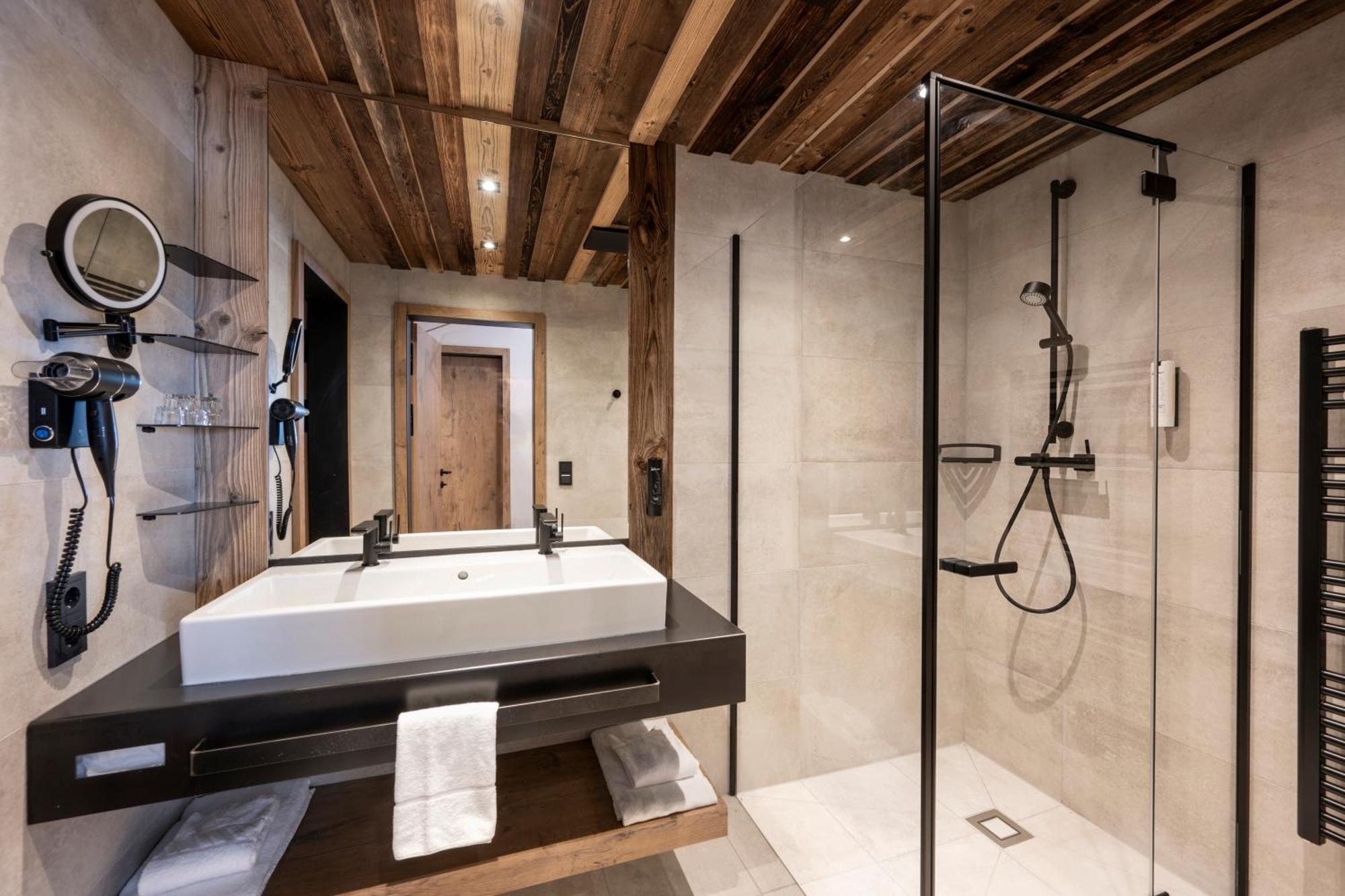 Austria Alpinhotel Ski In Ski Out An Der Edelweissbahn Obertauern Ngoại thất bức ảnh